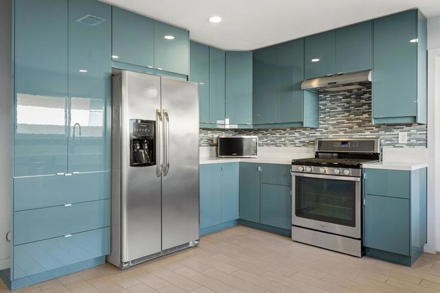 43240 Virginia Avenue, Palm Desert, CA 92211