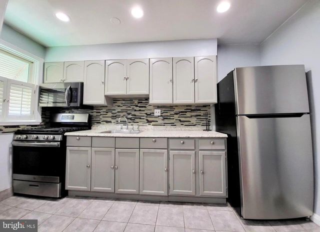 811 E COLDSPRING LANE, Baltimore, MD 21212