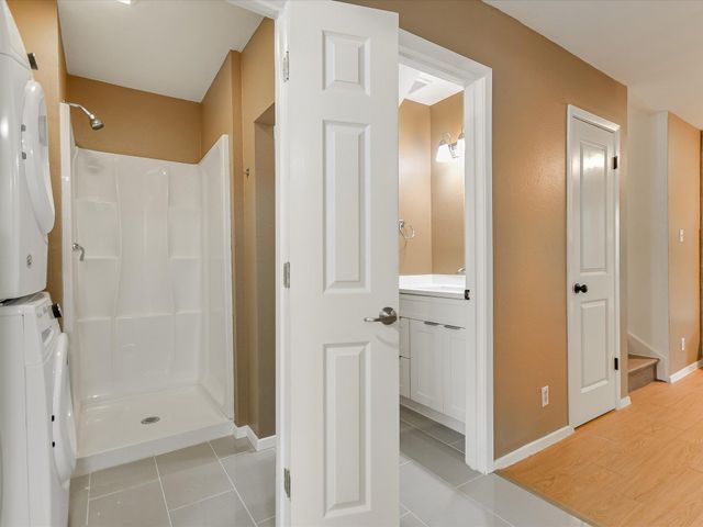 1704 Waterloo TRL B, Austin, TX 78704