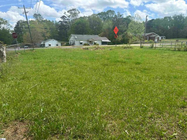 101 W Bluford Street, Clinton, SC 29325