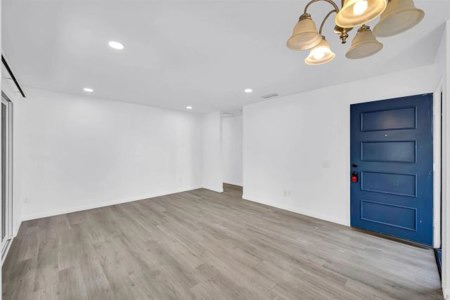 8456 New Salem 30, San Diego, CA 92126