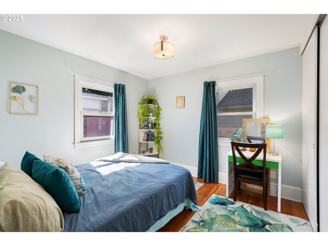 3710 Se 86TH Ave, Portland, OR 97266