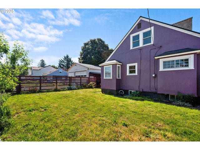 3710 Se 86TH Ave, Portland, OR 97266
