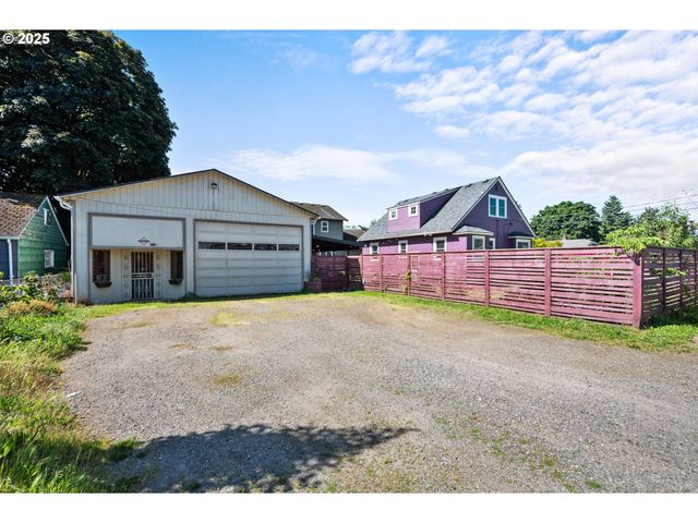 3710 Se 86TH Ave, Portland, OR 97266