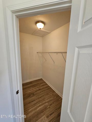 100 Steven Lane, Harriman, TN 37748