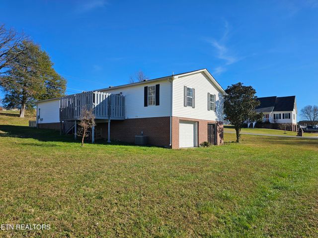 100 Steven Lane, Harriman, TN 37748