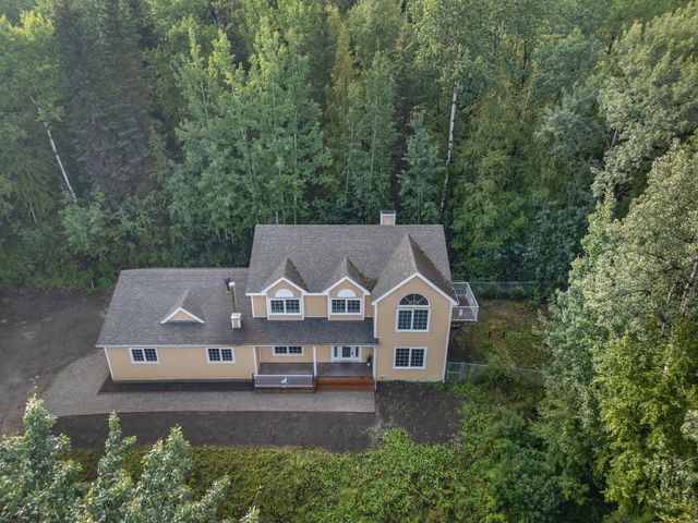621 DERBYSHIRE DRIVE, Fairbanks, AK 99709