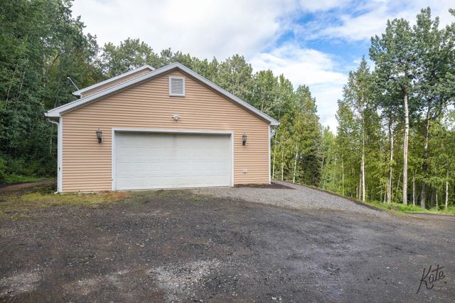 621 DERBYSHIRE DRIVE, Fairbanks, AK 99709