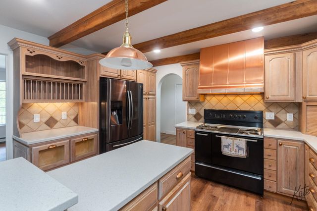 621 DERBYSHIRE DRIVE, Fairbanks, AK 99709