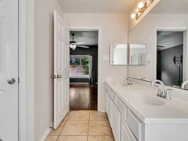 4203 Keystone Trail, Pearland, TX 77584