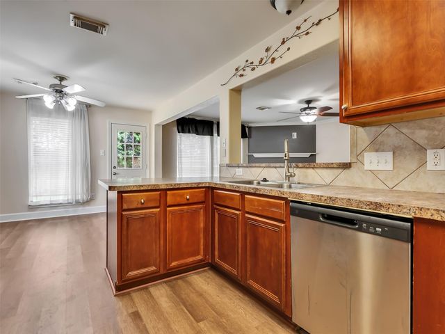 4203 Keystone Trail, Pearland, TX 77584