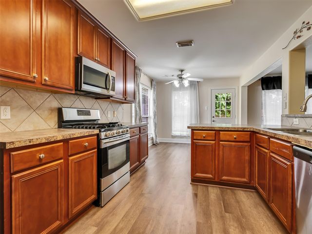 4203 Keystone Trail, Pearland, TX 77584