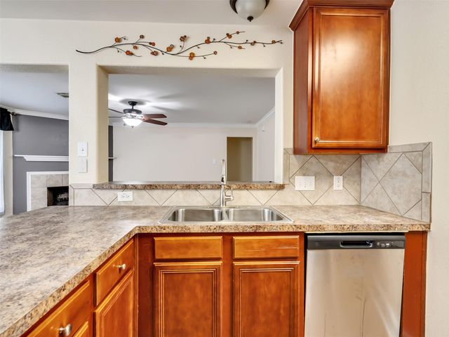 4203 Keystone Trail, Pearland, TX 77584