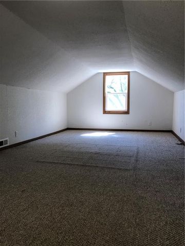 312 Grand Avenue, Leavenworth, KS 66048