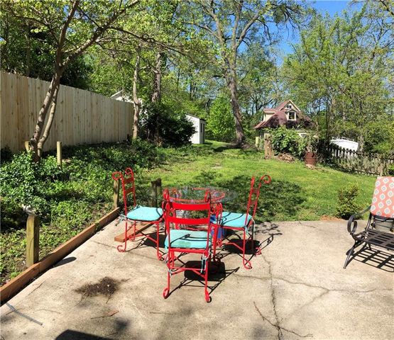 312 Grand Avenue, Leavenworth, KS 66048