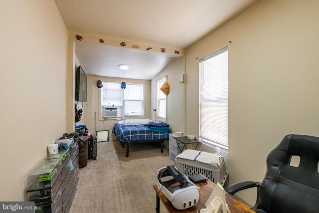 1711 PERKIOMEN AVE, Reading, PA 19602