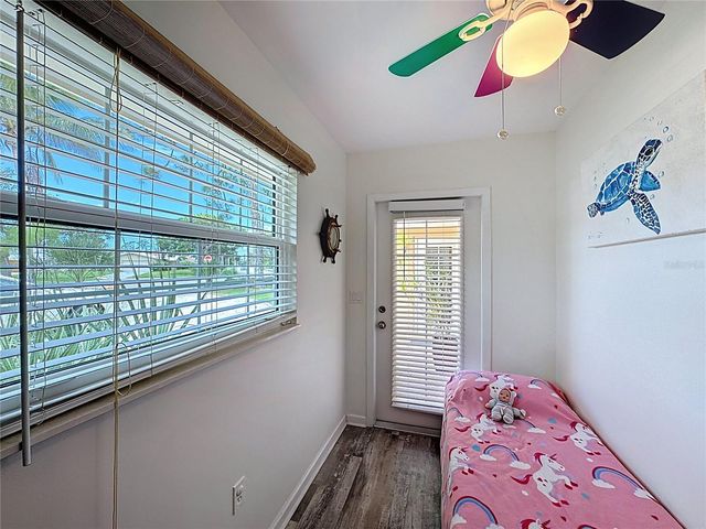 337 HARBOR DRIVE S, Venice, FL 34285