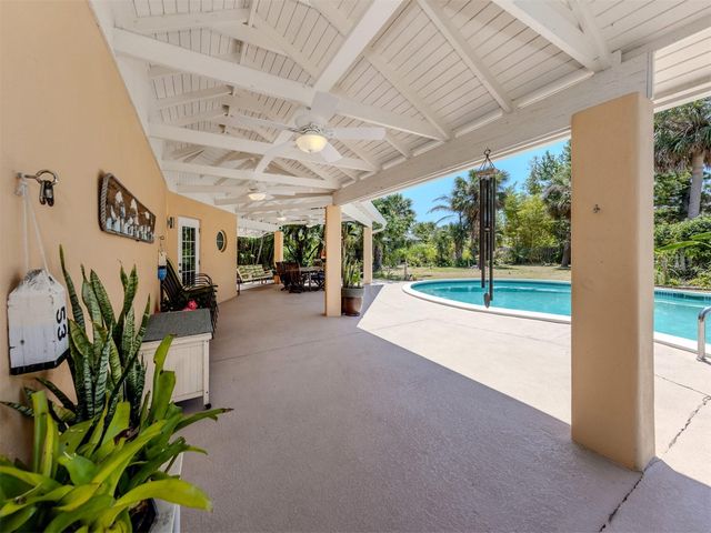 337 HARBOR DRIVE S, Venice, FL 34285