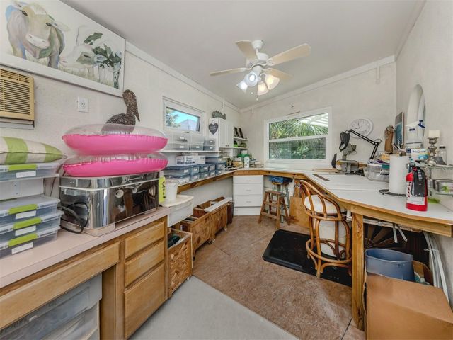 337 HARBOR DRIVE S, Venice, FL 34285