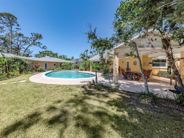 337 HARBOR DRIVE S, Venice, FL 34285