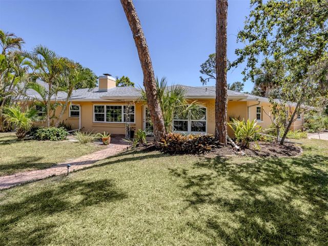 337 HARBOR DRIVE S, Venice, FL 34285