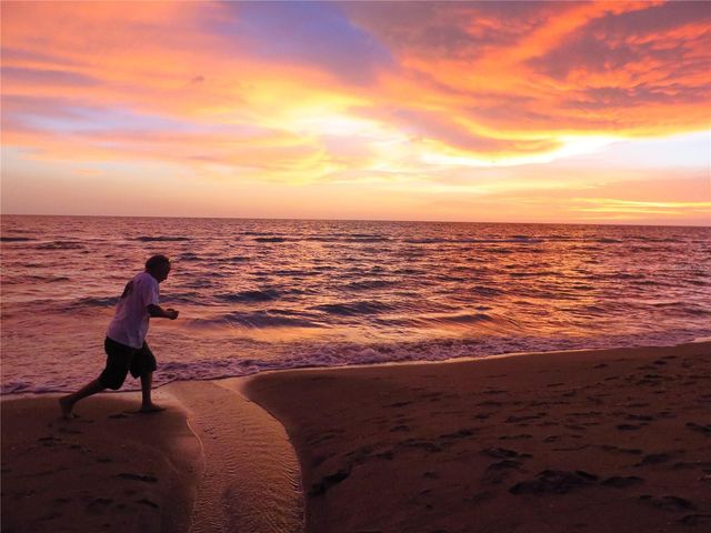 337 HARBOR DRIVE S, Venice, FL 34285