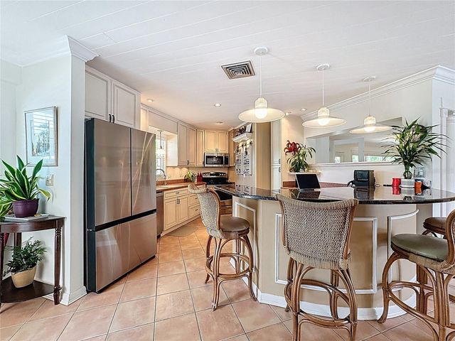 337 HARBOR DRIVE S, Venice, FL 34285