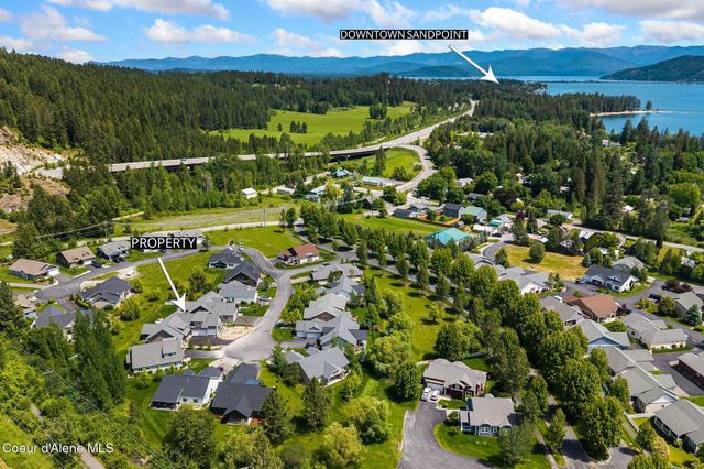 44 Peggys CT, Dover, ID 83825