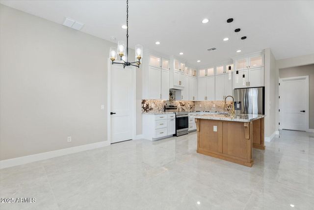 20231 E SIERRA Drive, Mayer, AZ 86333