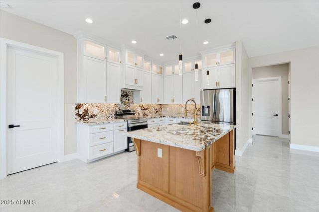 20231 E SIERRA Drive, Mayer, AZ 86333