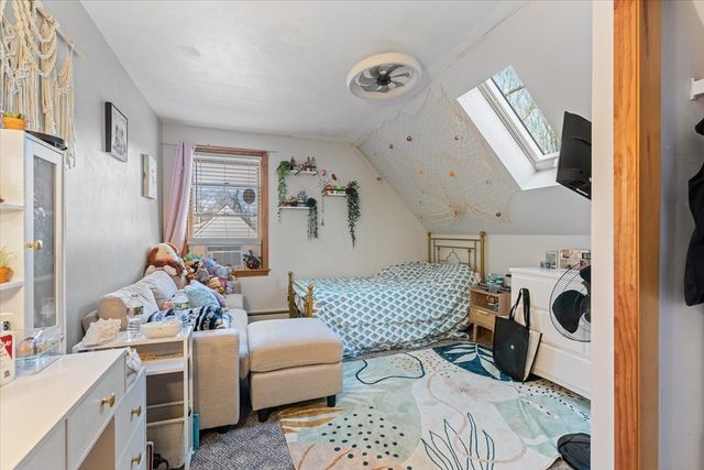 369 Cooper Rd, Northbridge, MA 01534