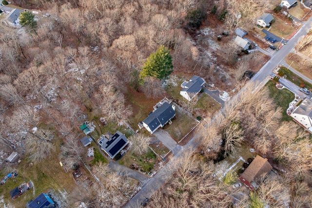 369 Cooper Rd, Northbridge, MA 01534