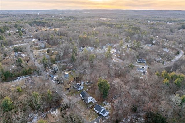 369 Cooper Rd, Northbridge, MA 01534