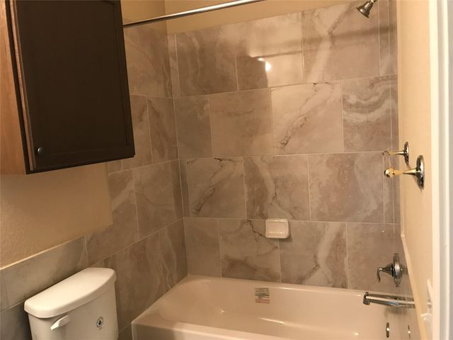 2507 Oak LN, Georgetown, TX 78628