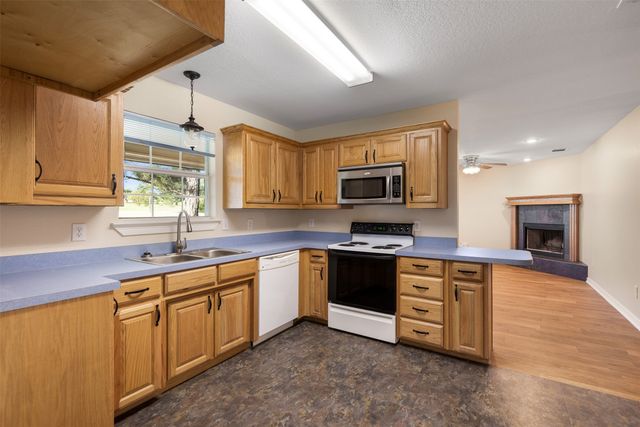 251 Denton Road, Gordonville, TX 76245