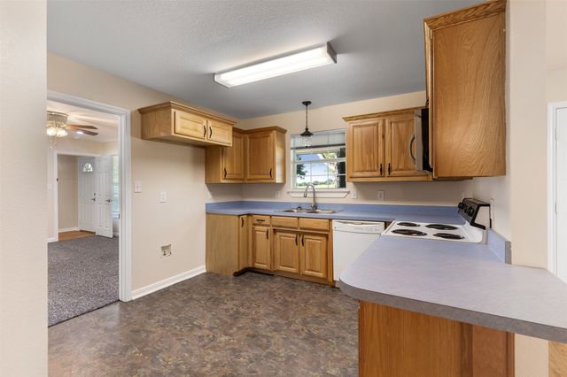 251 Denton Road, Gordonville, TX 76245