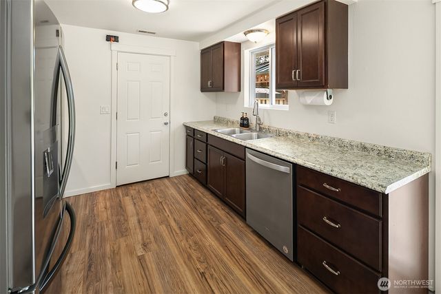 16361 SE 291st Place, Kent, WA 98042