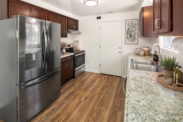 16361 SE 291st Place, Kent, WA 98042