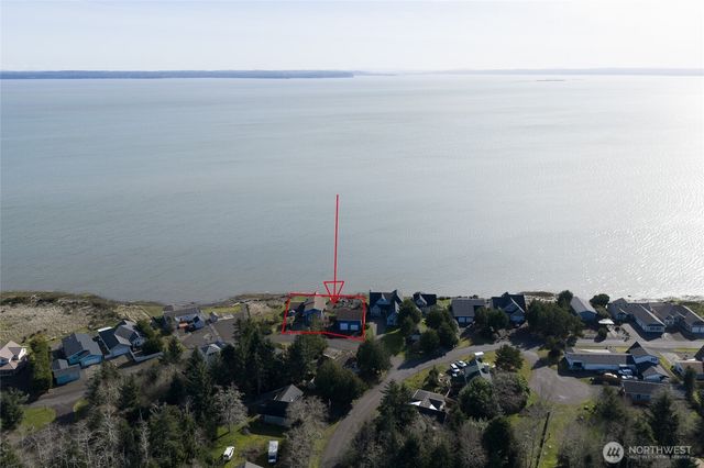 288 Sunrise Avenue SE, Ocean Shores, WA 98569