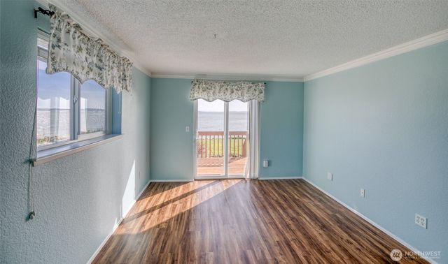 288 Sunrise Avenue SE, Ocean Shores, WA 98569