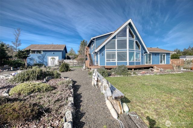 288 Sunrise Avenue SE, Ocean Shores, WA 98569