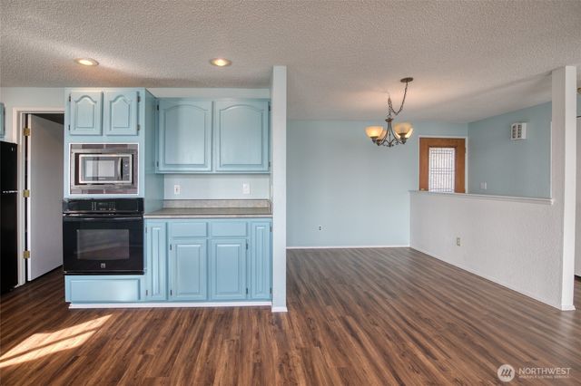 288 Sunrise Avenue SE, Ocean Shores, WA 98569