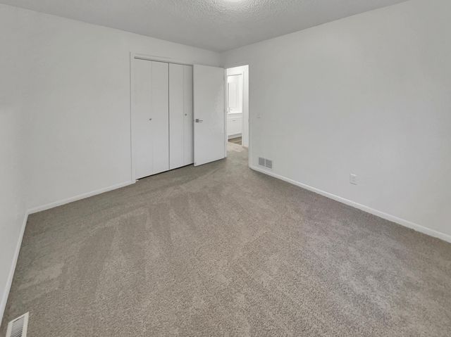 8232 Sumter Avenue N, Brooklyn Park, MN 55445