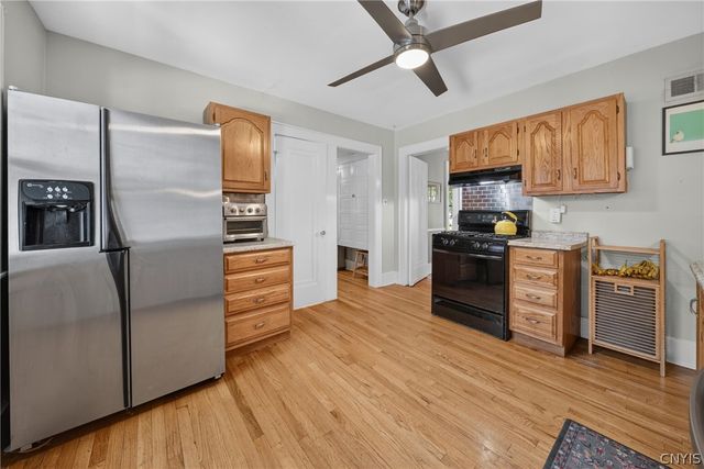 225 Strathmore Drive, Syracuse, NY 13207