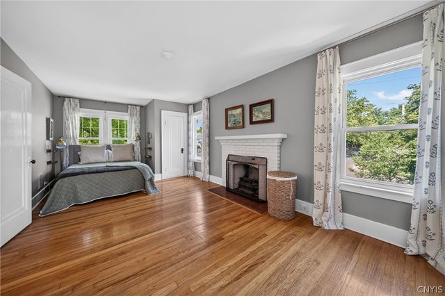 225 Strathmore Drive, Syracuse, NY 13207
