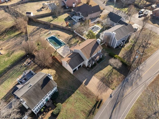 143 Devonshire Trl, Hendersonville, TN 37075