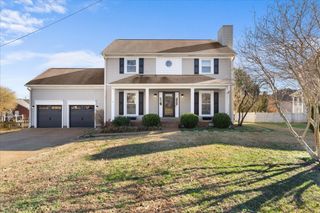 143 Devonshire Trl, Hendersonville, TN 37075