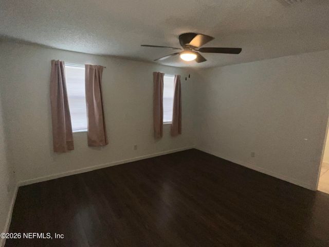 1738 EL PRADO Road 8, Jacksonville, FL 32216