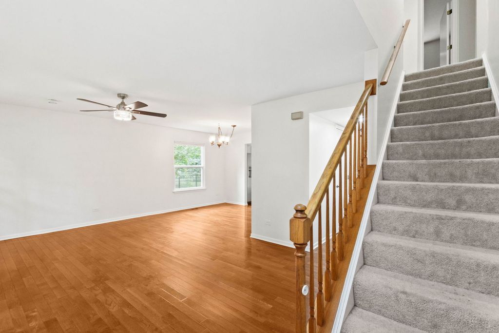912 Matthew Court, Naperville, IL 60540 — photo 4