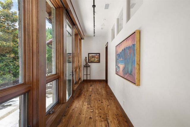 31 Abbey Woods Lane, Dallas, TX 75248